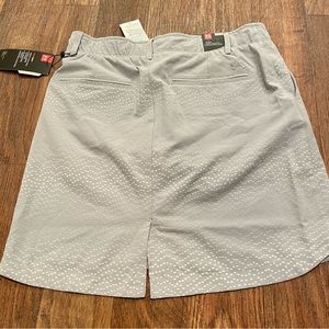 Under Armour Women’s Golf Skort Size 6